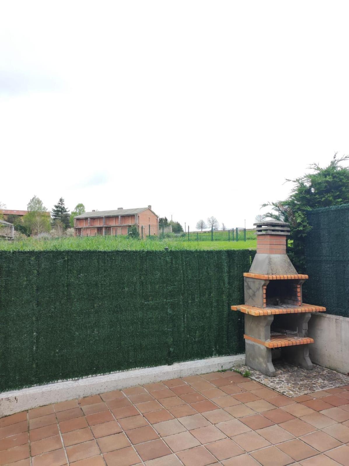 Chalet Bajo Con Jardin, Patio, Cenador Y Barbacoa. Viveda المظهر الخارجي الصورة