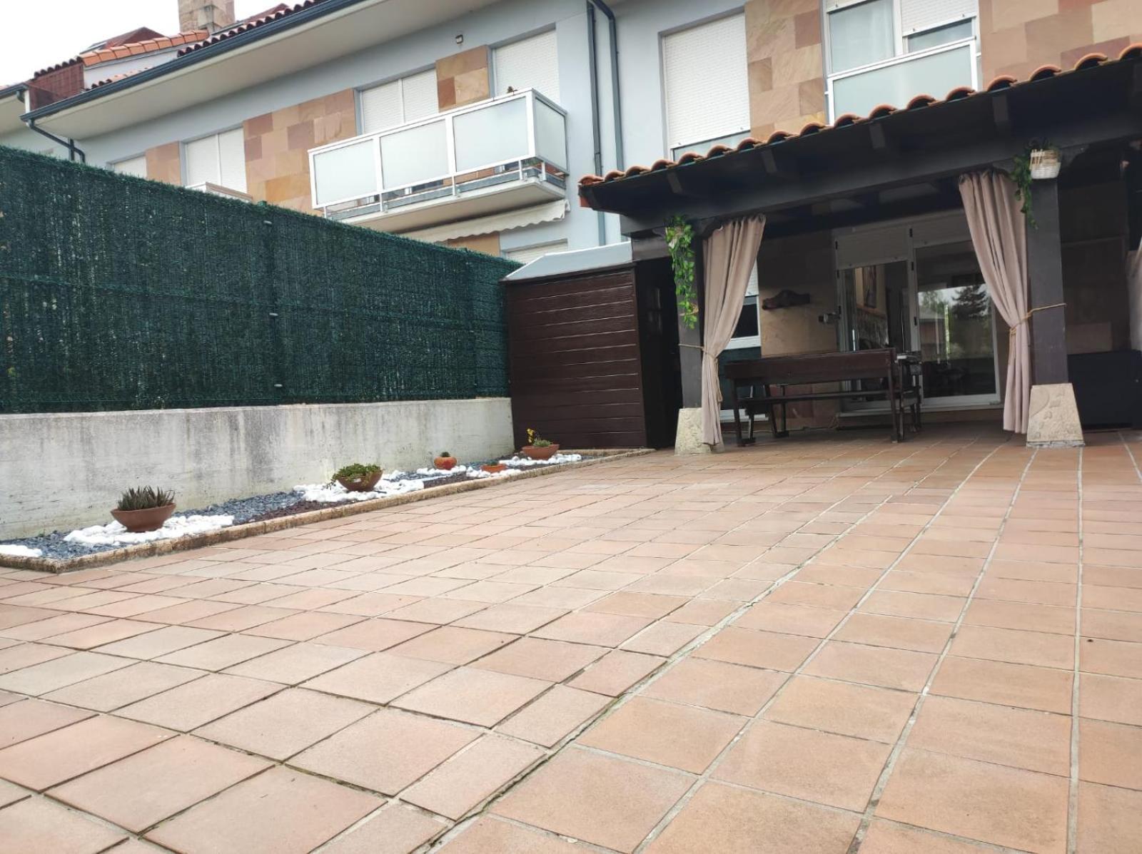 Chalet Bajo Con Jardin, Patio, Cenador Y Barbacoa. Viveda المظهر الخارجي الصورة